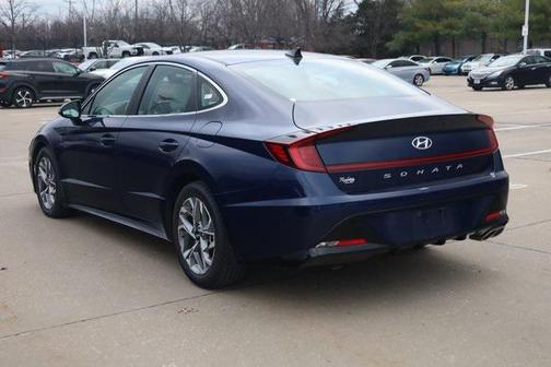 2022 Hyundai SONATA SEL