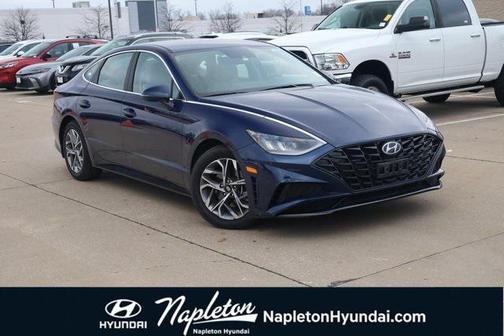 2022 Hyundai SONATA SEL