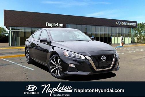 2022 Nissan Altima SR FWD