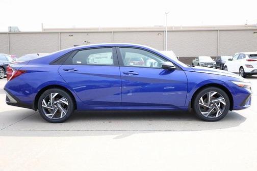 2025 Hyundai ELANTRA Sport