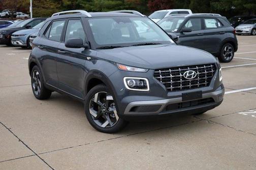 2025 Hyundai VENUE Limited