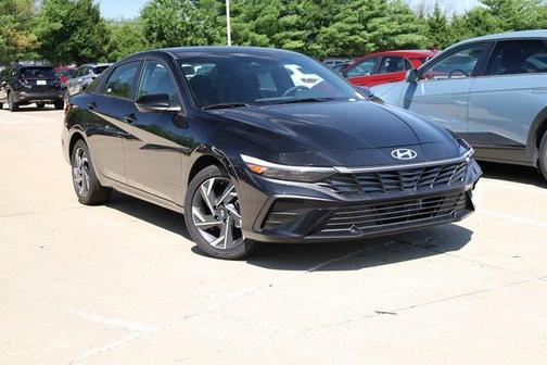 2025 Hyundai ELANTRA Sport