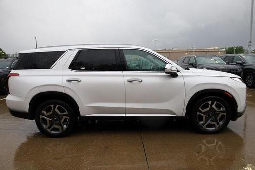 2025 Hyundai PALISADE SEL Premium