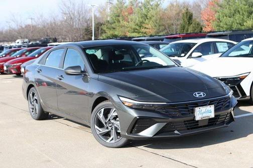 2025 Hyundai ELANTRA SEL