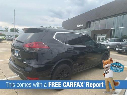 Magnetic Black Pearl 2019 Nissan Rogue S