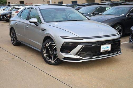 2026 Hyundai SONATA SEL