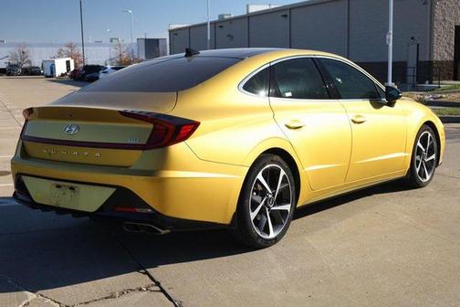 2021 Hyundai SONATA SEL Plus