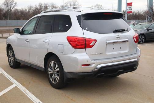 2020 Nissan Pathfinder S 2WD