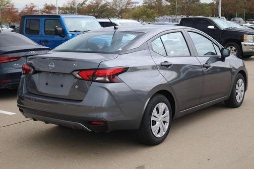 2024 Nissan Versa 1.6 S