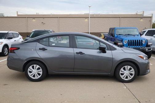2024 Nissan Versa 1.6 S