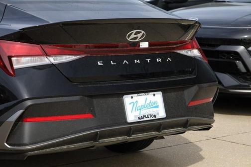 2025 Hyundai ELANTRA Sport