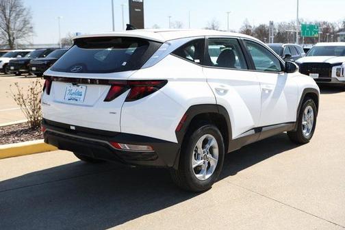 2024 Hyundai TUCSON SE
