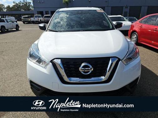 2020 Nissan Kicks S