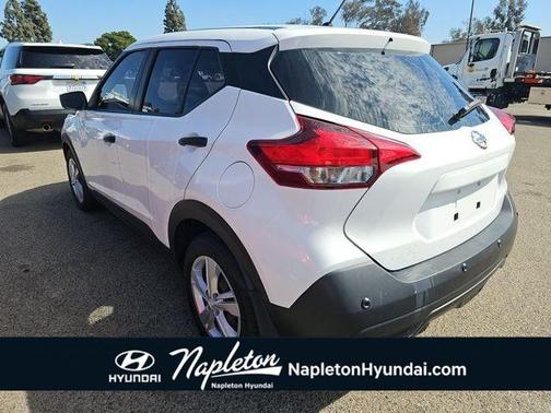 2020 Nissan Kicks S