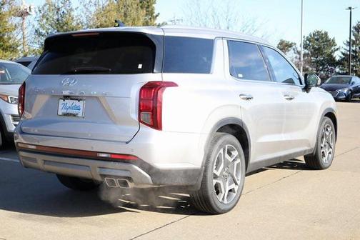 2025 Hyundai PALISADE SEL Premium