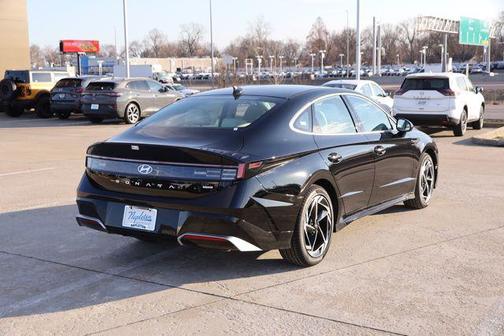 2026 Hyundai SONATA SEL