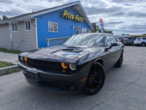 Black 2017 Dodge Challenger SXT