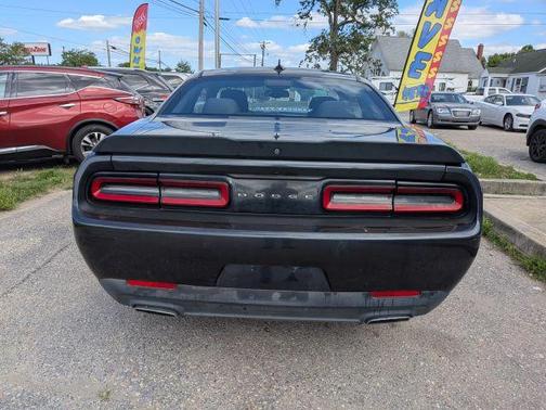 Black 2017 Dodge Challenger SXT