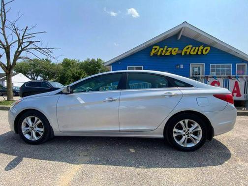 2013 Hyundai SONATA Limited