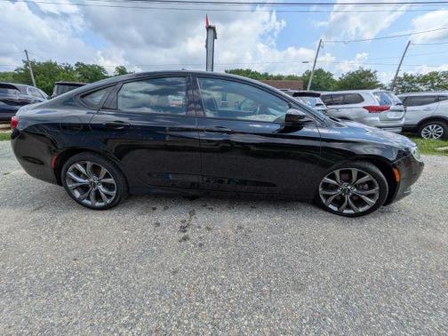 Black 2016 Chrysler 200 S