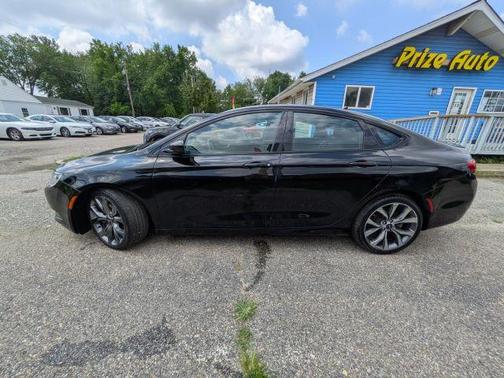 Black 2016 Chrysler 200 S