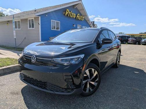 Deep Black Pearl Effect 2023 Volkswagen ID.4 Pro