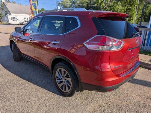 Cayenne Red 2016 Nissan Rogue SL