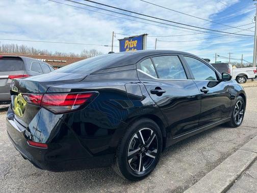 2025 Nissan Sentra SV