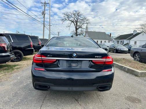 2016 BMW 750 i xDrive