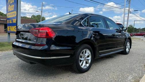 2016 Volkswagen Passat 2.5L S