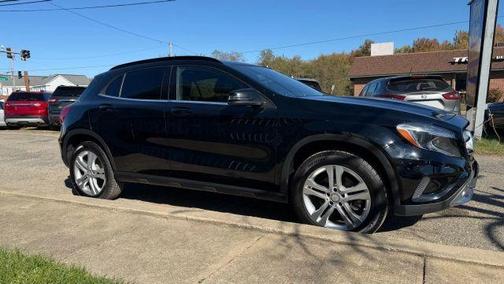 2017 Mercedes-Benz GLA 250 Base 4MATIC