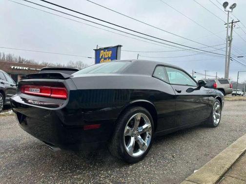 2013 Dodge Challenger SXT