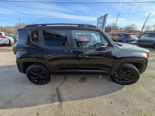 Black 2016 Jeep Renegade Latitude