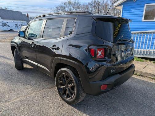 Black 2016 Jeep Renegade Latitude