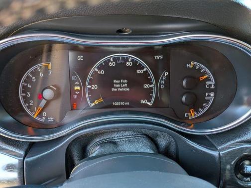 Gray 2018 Jeep Grand Cherokee Altitude