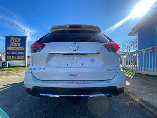 2018 Nissan Rogue SL