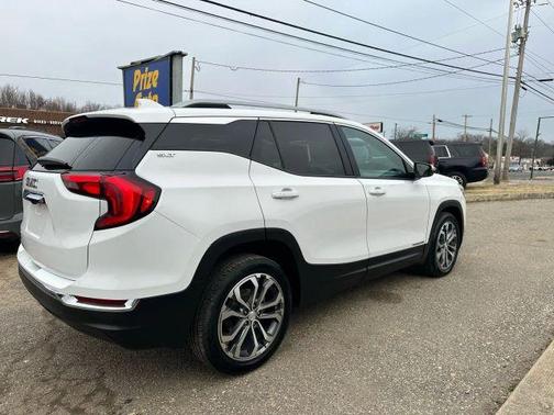 2021 GMC Terrain SLT