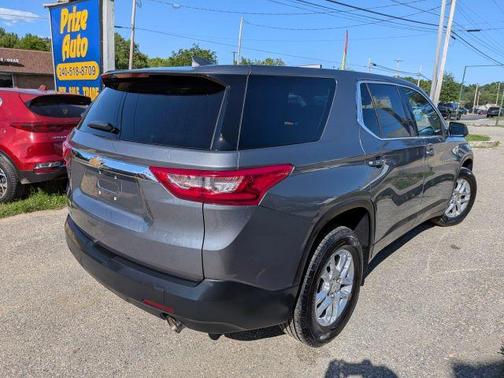 Gray 2021 Chevrolet Traverse LS