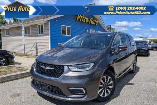 Gray 2022 Chrysler Pacifica Hybrid Touring L