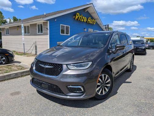 Gray 2022 Chrysler Pacifica Hybrid Touring L