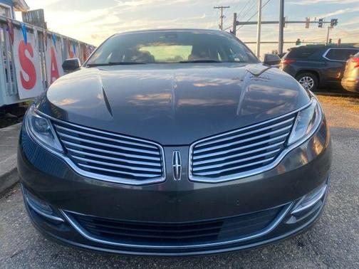 2016 Lincoln MKZ Base
