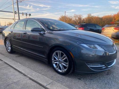 2016 Lincoln MKZ Base