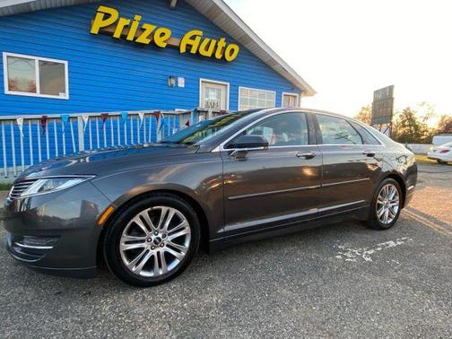 2016 Lincoln MKZ Base
