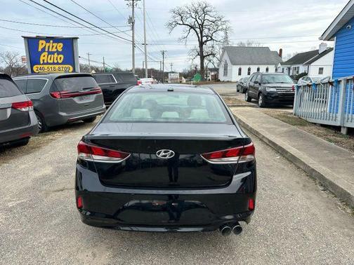 2018 Hyundai SONATA SE