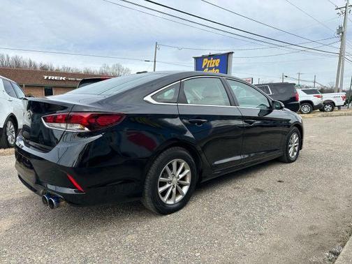 2018 Hyundai SONATA SE