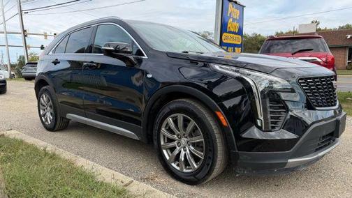 2021 Cadillac XT4 Premium Luxury