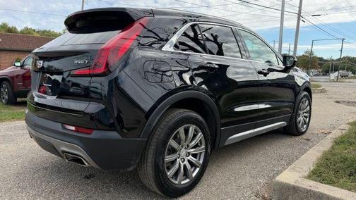 2021 Cadillac XT4 Premium Luxury