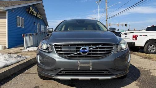 2016 Volvo XC60 T5 Platinum