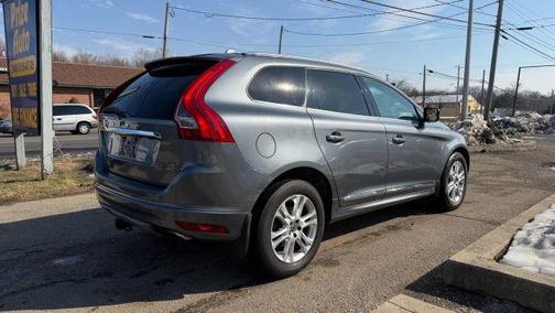 2016 Volvo XC60 T5 Platinum