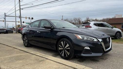 2021 Nissan Altima 2.5 SV